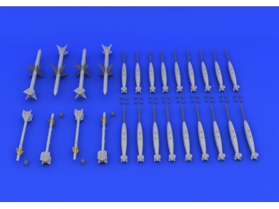 F-4 armament 