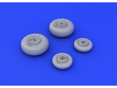 MiG-29 wheels for Trumpeter 