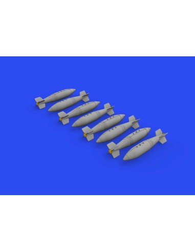 British 1000lb retarded bombs w-960 fuse for 