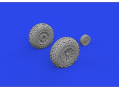 P-51D wheels oval tread 