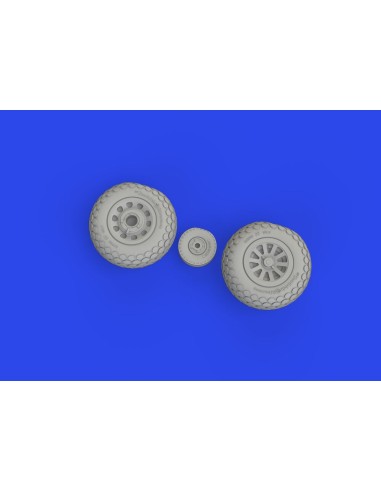 P-51D wheels oval tread 