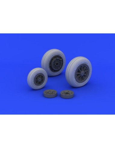 F-104 undercarriage wheels late for Ital 