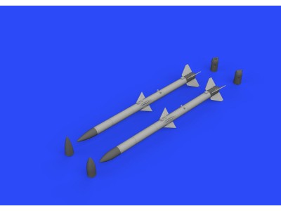 AIM-120A/B AMRAAM 