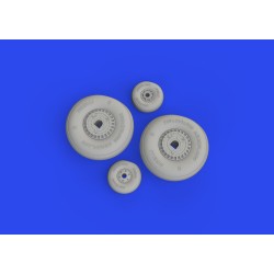 MC.202 wheels 1/32 ITALERI 