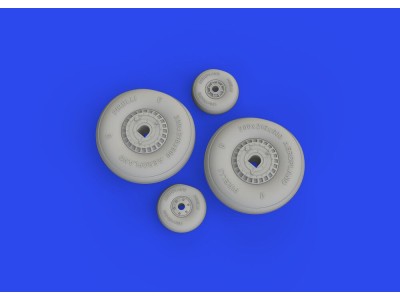 MC.202 wheels 1/32 ITALERI 