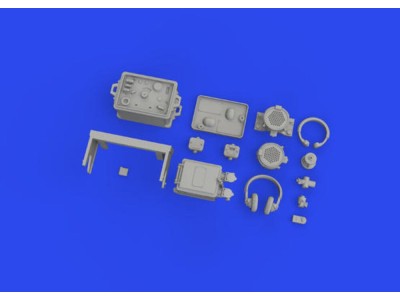 Sd.Kfz. 251/1 Ausf. C radio equipment dark yellow PRINT 1/35 ACADEMY 