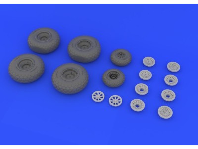 B-29 wheels for Revell 