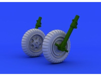 Fw 190 wheels early for Eduard 