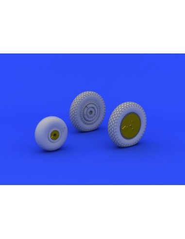P-39 wheels early for Eduard 
