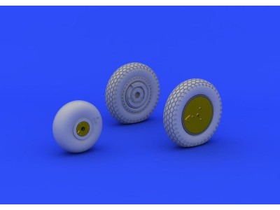 P-39 wheels early for Eduard 