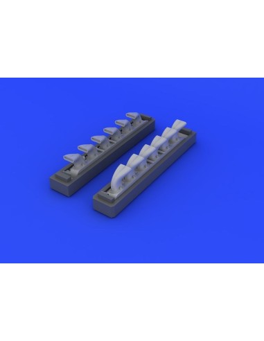 Bf 109G exhaust stacks for Eduard 