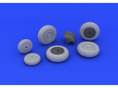 MiG-31 wheels for AMK 