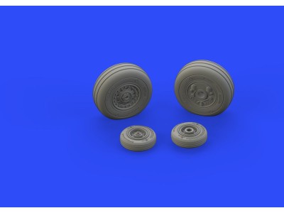 F-4J wheels for Zoukei Mura 