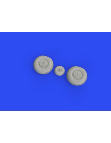 Pe-2 wheels for ZVEZDA 