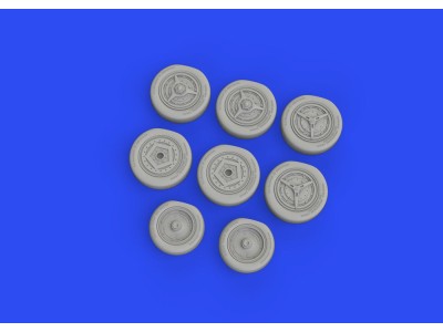 SR-71A wheels 1/48 
