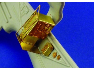SM-79 Sparviero Exterior 