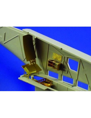 SM-79 Sparviero Exterior 