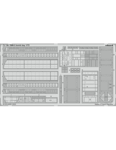 TBM-3 bomb bay  HOBBY BOSS 