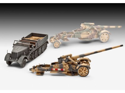 Sd.Kfz.9 Famo 21cm Mörser 18 / or 17cm Kanone 18 