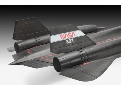 Lockheed SR-71B Blackbird 