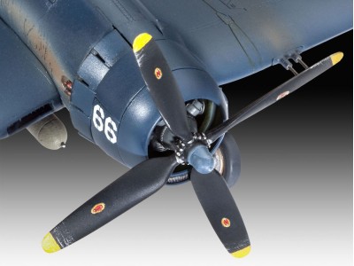 F4U-4 Corsair 