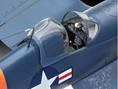 F4U-4 Corsair 