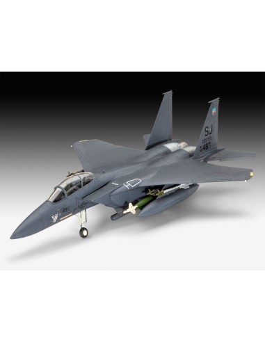 F-15E STRIKE EAGLE & bombs 
