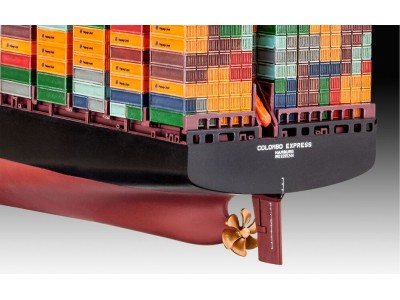 Container Ship COLOMBO EXPRESS 