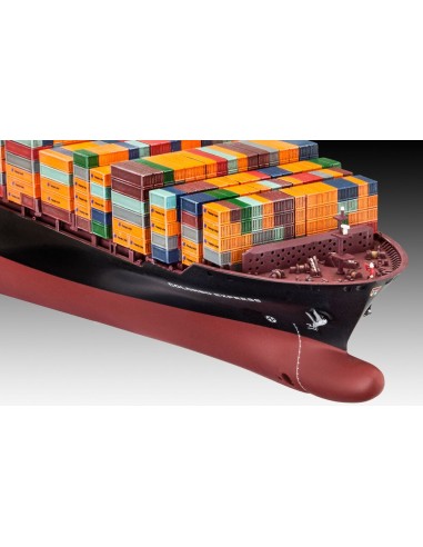 Container Ship COLOMBO EXPRESS 