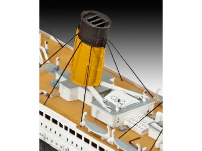 R.M.S. Titanic 