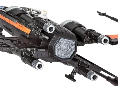 Poe's X-Wing Fighter (w/Sound): Build & Play 