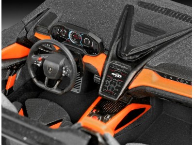 Lamborghini Revuelto 