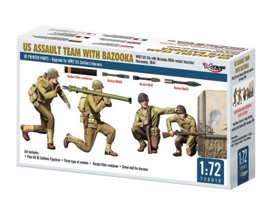 US ASSAULT TEAM WITH BAZOOKA, WW2 US GIs with Bazooka M1A1 rocket launcher Normandy, 1944 