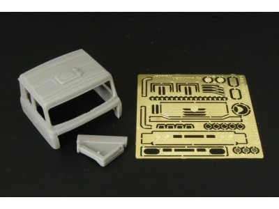 T-815 Terrno Force-CABINE mid 