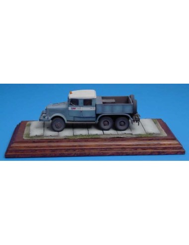 Tatra T141 