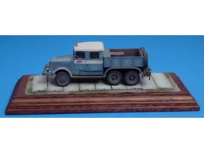 Tatra T141 