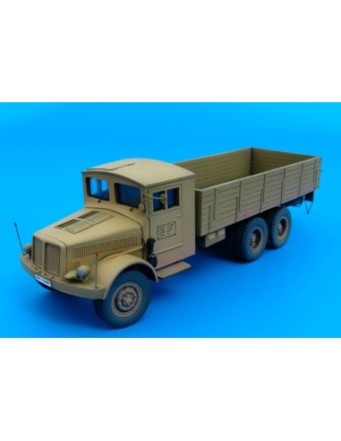 TATRA T111 einheintsfahrerhaus 