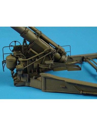 M1 240mm howitzer IN FIRE POSITION 