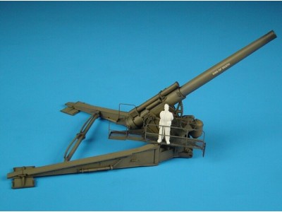 M1 240mm howitzer IN FIRE POSITION 