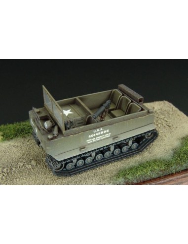 M29 WEASEL gun carrier-ambulance 
