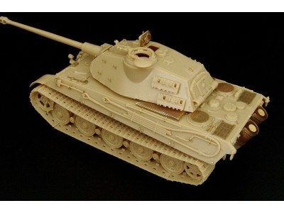 Tiger II Ausf  B  Königstiger“ (Revell kit) 