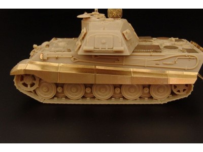 Tiger II Ausf  B  Königstiger“ fenders (Revel kit) 