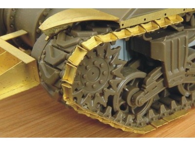 Duckbills for Sherman tracks 