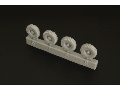 AEC Wheels (Dorchester, Matador) 