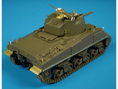 SHERMAN M4 