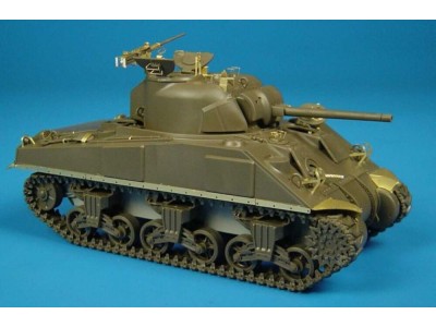 SHERMAN M4 