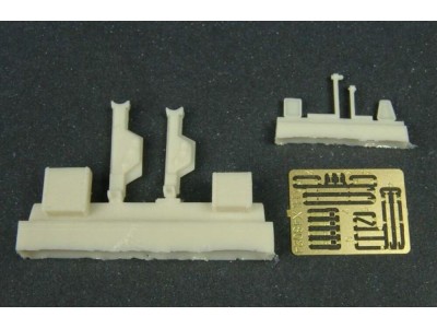 GERMAN tank jacks 