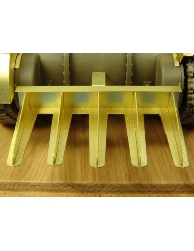 Rhinoceros hedgerow cutter 
