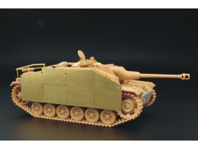 Stug III Ausf G SCHURZEN 