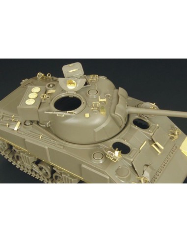 Sherman IC Firefly 